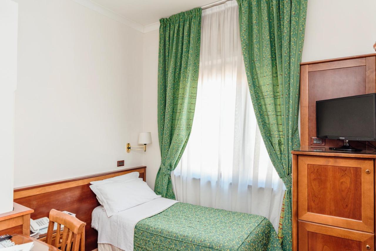 Hotel Montana 圣安格塔苏德格尔夫 外观 照片
